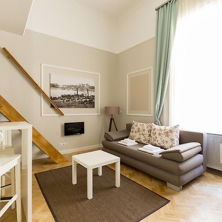 Lisianthus Apartments Budapest Bagian luar foto