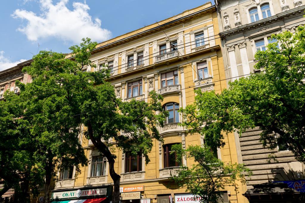Lisianthus Apartments Budapest Bagian luar foto