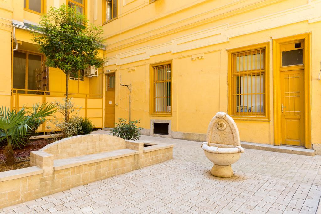 Lisianthus Apartments Budapest Bagian luar foto